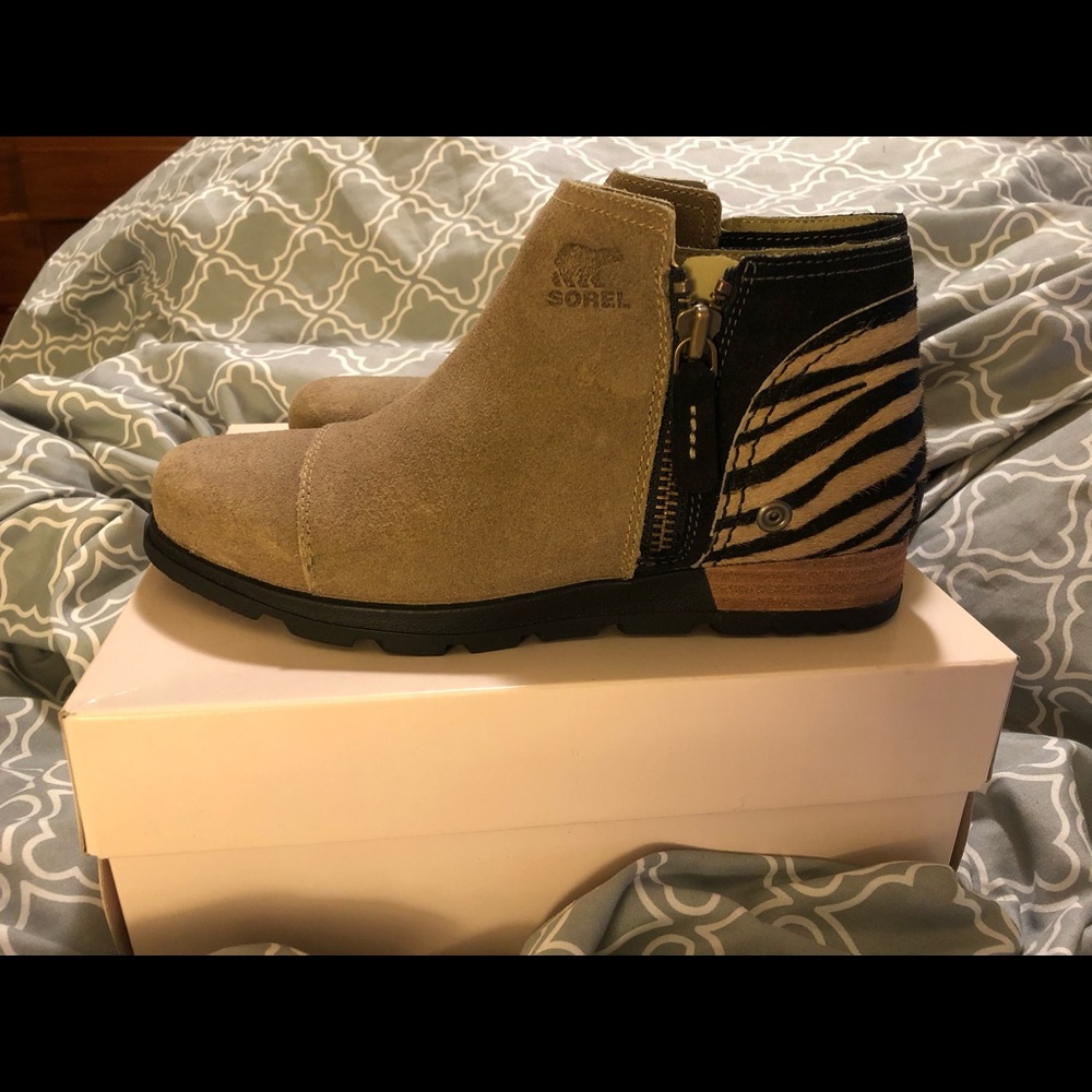 Sorel Beige Bootie with Tiger stripes on ankle